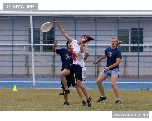 武汉飞盘队荣登全国飞盘状态排行榜第十位展现出色竞技实力与团队精神